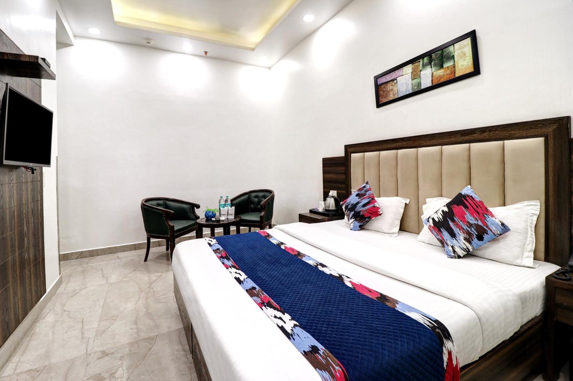 Hotel Emporio Dx - New Delhi Railway Station - Paharganj Extérieur photo