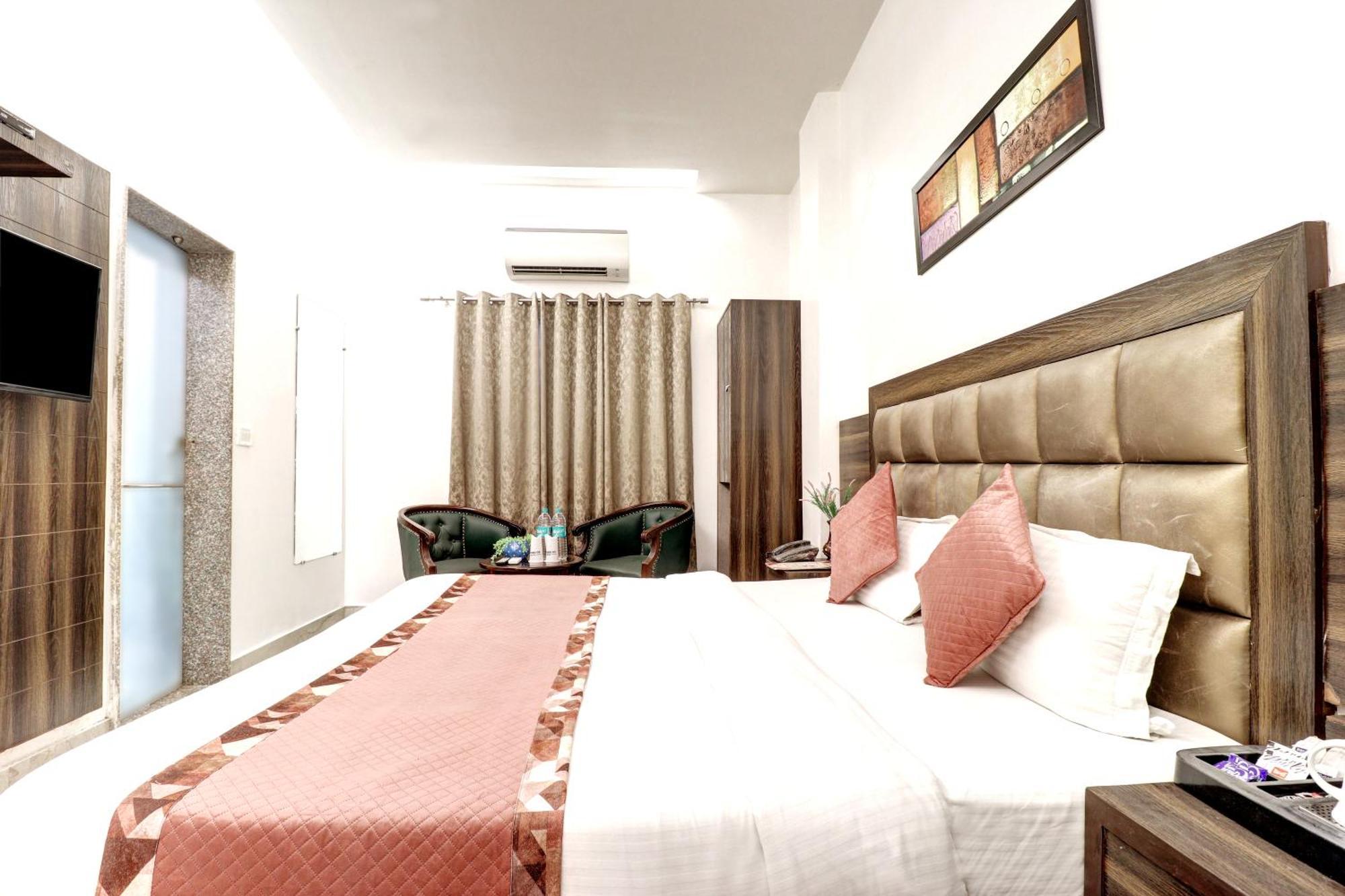 Hotel Emporio Dx - New Delhi Railway Station - Paharganj Extérieur photo