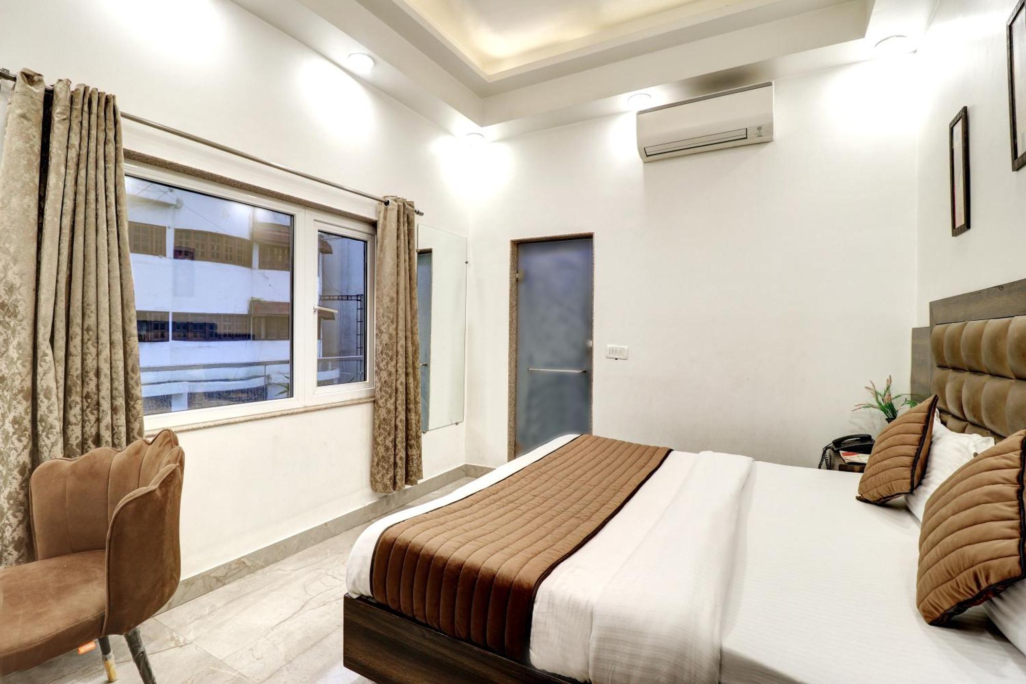 Hotel Emporio Dx - New Delhi Railway Station - Paharganj Extérieur photo